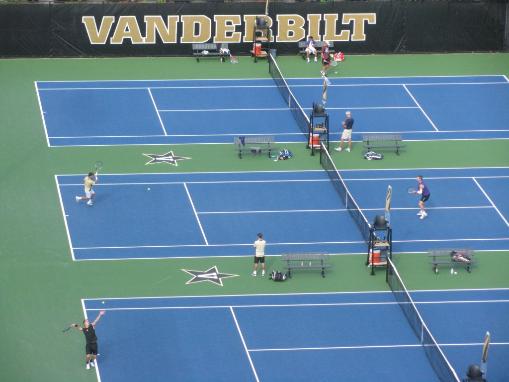 Expert Tennis Windscreen Logos & Lettering