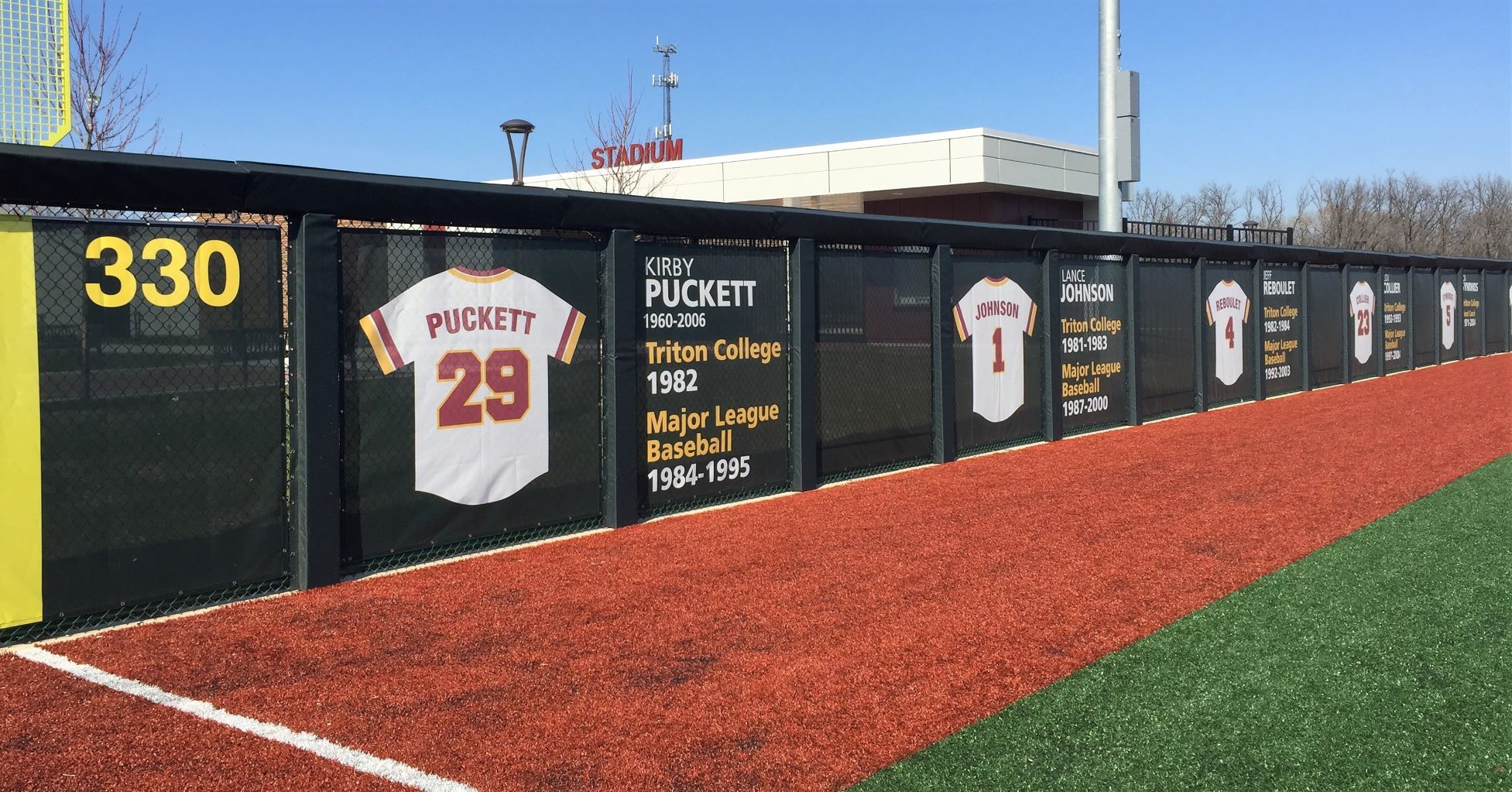 New! Sports Windscreen Logo Gallery