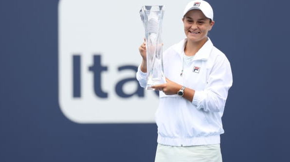 2021 Notable Tennis Windscreen Projects